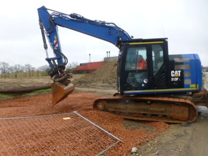 Pelle sur chenilles CATERPILLAR 313 F L