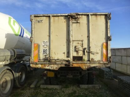 Camion porteur BERLIET GLR  Benne céréalière. – Image 8