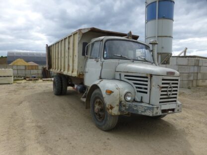 Camion porteur BERLIET GLR  Benne céréalière. – Image 27