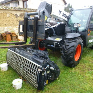 Godet malaxeur béton pour télescopique BOBCAT 30 60