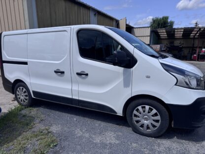 Fourgon RENAULT Trafic 150 CV – Image 7