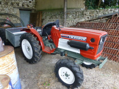 Micro-Tracteur Agricole : YANMAR -YM 2020 D- 4x4- – Image 2