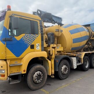 Camion Toupie Pompe - PUMI PUTZMEISTER M 21- sur MAN 8X4.