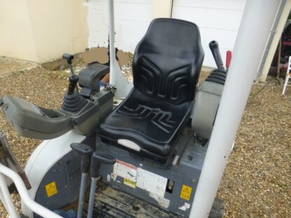 Mini-Pelle TAKEUCHI TBR215R – Image 9