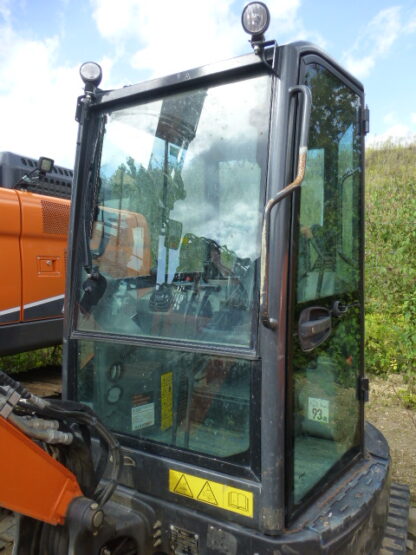 Mini-Pelle DOOSAN DX 27 Z – Image 4