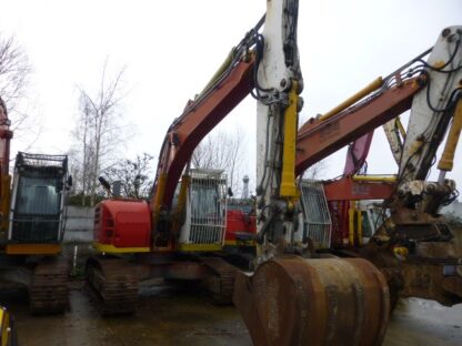 Pelle LIEBHERR R-924 lit COMPACT