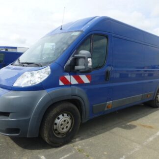 Fourgon de chantier BOXER PEUGEOT aménagé