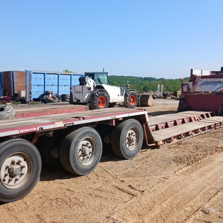 Semi-Porte Engins NICOLAS " F2: 76000"