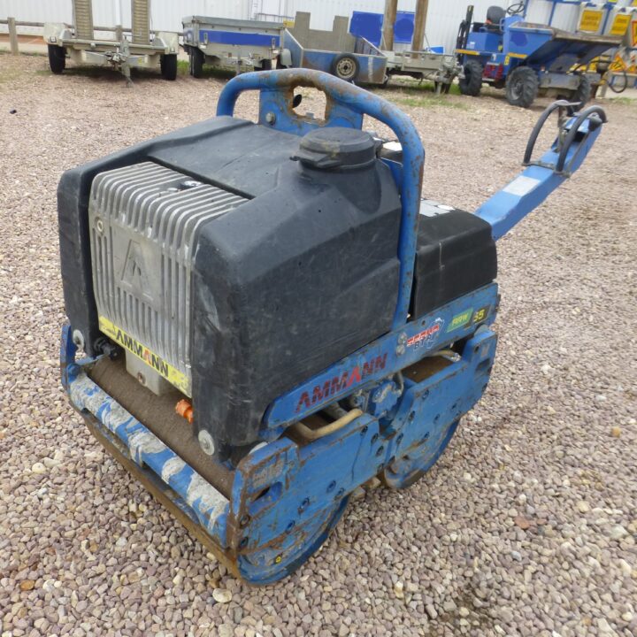 Compacteur AMMANN  ARW 65